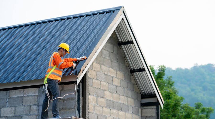 Professional residential roofers in Colmesneil, TX